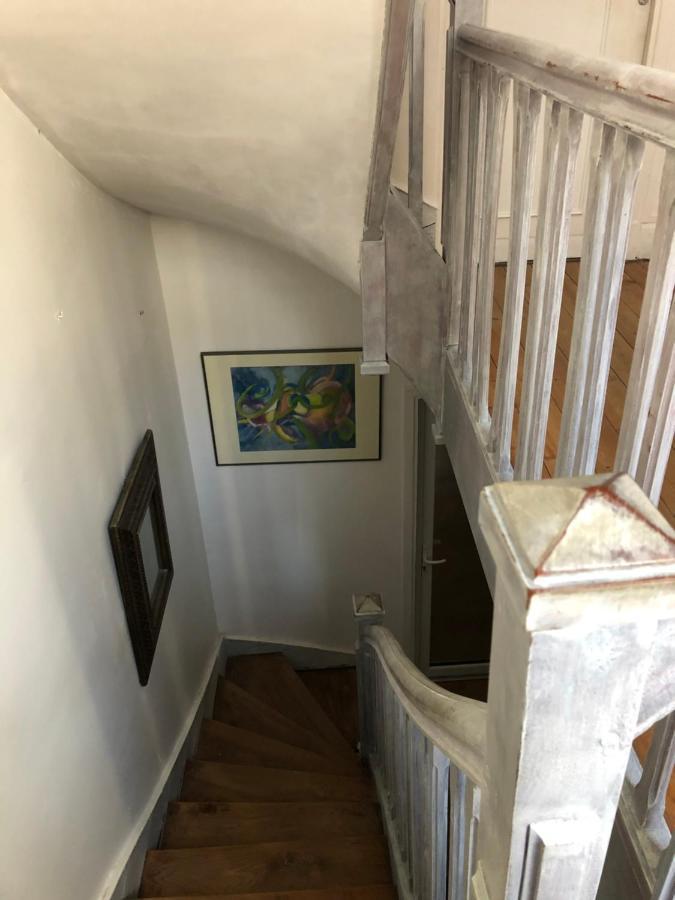 Agreable Maison De Ville ,Calme Avec Tous Les Commerces A 150M Cherbourg-en-Cotentin Exterior photo